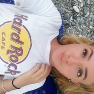 Meet your Posher, Alysha